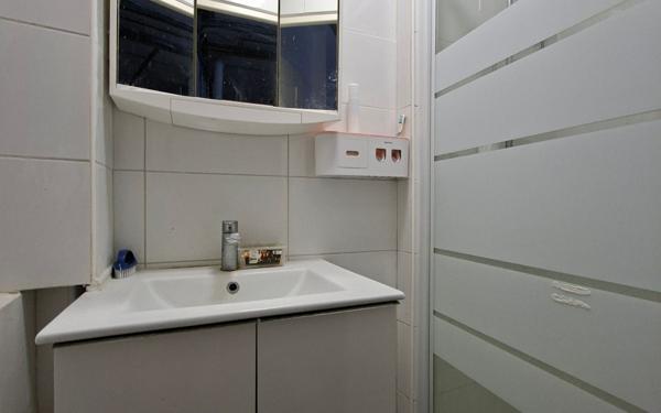 Maison à vendre    6 pièces •  Pont-l'Abbé-d'Arnoult