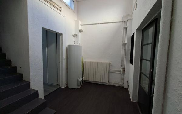 Maison à vendre    6 pièces •  Pont-l'Abbé-d'Arnoult