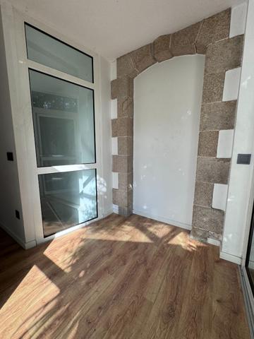 Appartement 4 pièce(s) 95 m2 , Quimperle
