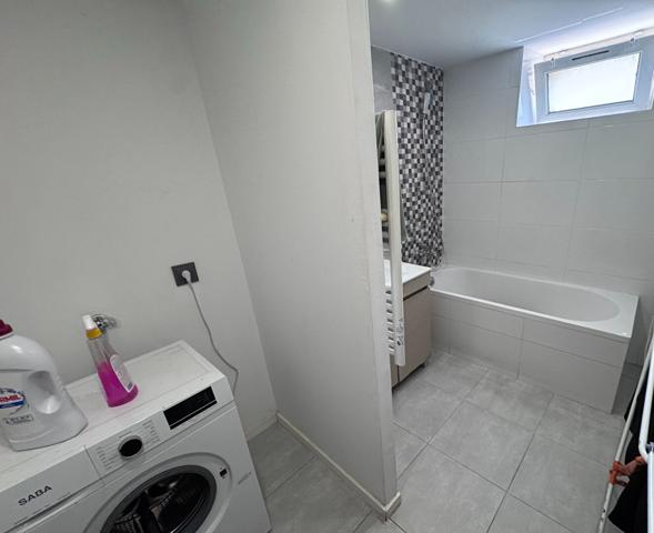 Appartement 4 pièce(s) 95 m2 , Quimperle
