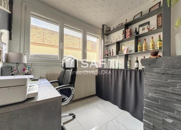 MAISON INDIVIDUELLE 4 CHAMBRES JARDIN  CAVE GARAGE