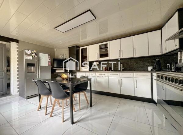 MAISON INDIVIDUELLE 4 CHAMBRES JARDIN  CAVE GARAGE