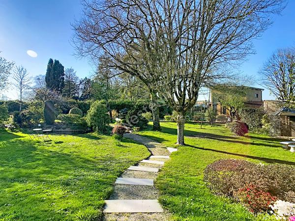 Maison Saint Macaire En Mauges 9 pièce(s) 272 m2