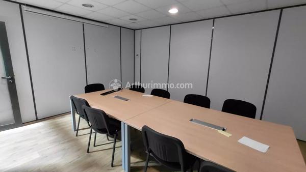 Location                                                      Bureau
                        
                     7 pièces                      160 m2                     à Castres
