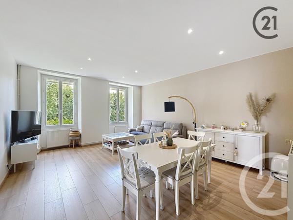 Maison à vendre  5 pièces - 122,42 m2 POIGNY - 77