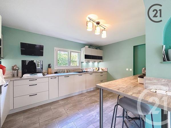 Maison à vendre  5 pièces - 122,42 m2 POIGNY - 77