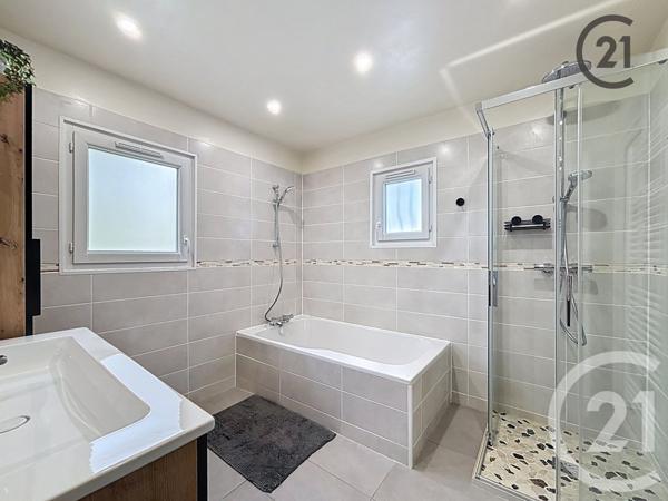 Maison à vendre  5 pièces - 122,42 m2 POIGNY - 77