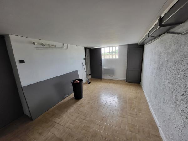 Orange (84100) Location T3/4 Orange 1.1 km du centre ville