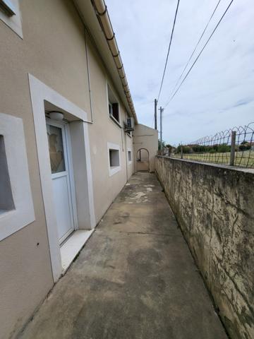 Orange (84100) Location T3/4 Orange 1.1 km du centre ville