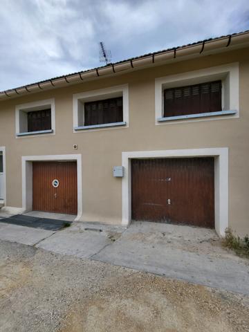 Orange (84100) Location T3/4 Orange 1.1 km du centre ville