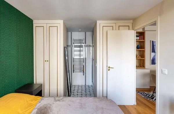 # Appartement – 44m² – Paris 8ème