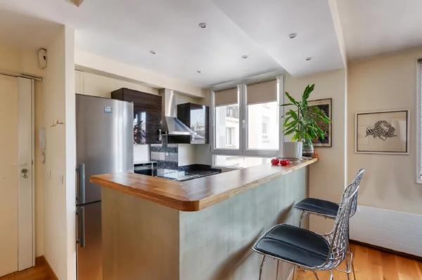 # Appartement – 44m² – Paris 8ème