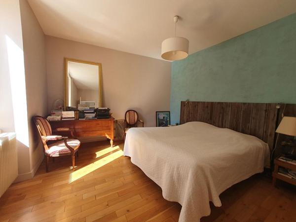 Maison Bourges 7 pièce(s) 180 m2