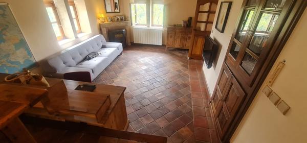 Lieu Inédit - vue 180° - Maison de maître sur promontoire - hameau médiéval - idéal accueil - piscine Ucel (07200)