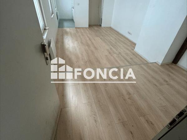 Location Studio 27.1 m² - 17 FAUBOURG DE SAVERNE Strasbourg 67000