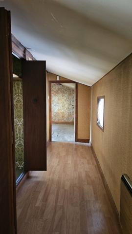 Léguevin.Maison de village à rénover.