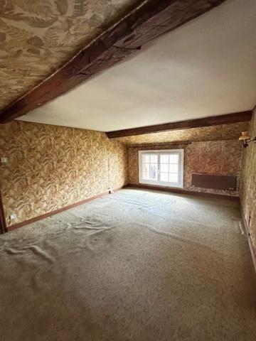 Léguevin.Maison de village à rénover.