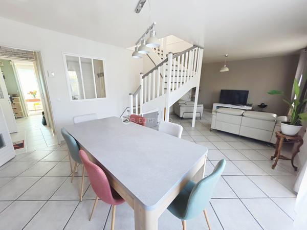 Maison familiale – Secteur pavillonnaire, proche centre-ville