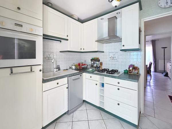 Maison familiale – Secteur pavillonnaire, proche centre-ville