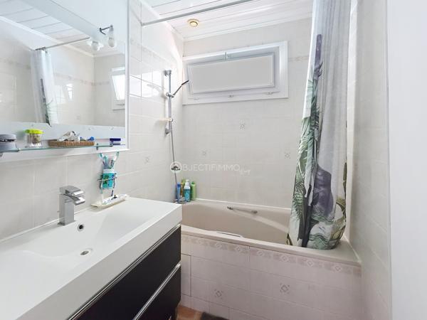 Maison familiale – Secteur pavillonnaire, proche centre-ville