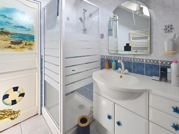 Maison familiale – Secteur pavillonnaire, proche centre-ville