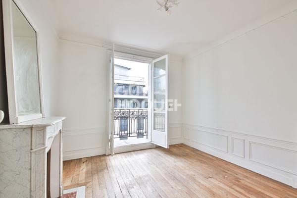 Appartement Paris 2 pièces Croix Nivert - Covention PARIS 15
