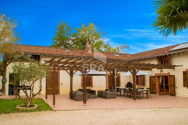 À vendre Domaine de charme à Buzon