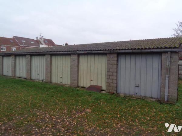 BETHUNE, une batterie de 6 garages