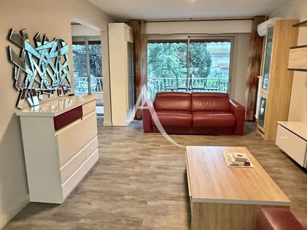 MONTPELLIER - ESTANOVE : BEL APPARTEMENT DE 4 PIÈCES - 92 M2 - GRANDE TERRASSE - PARKING - CAVE - PISCINE - TENNIS - BOULODROME - ARRET TRAMWAY ESTANOVE À PROXIMITÉ IMMÉDIATE.