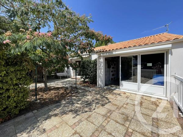 Maison à vendre  3 pièces - 55 m 2   LA TRANCHE SUR MER  - 85