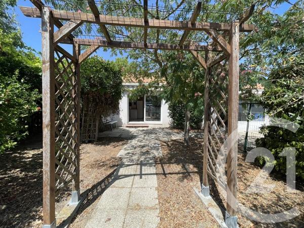 Maison à vendre  3 pièces - 55 m 2   LA TRANCHE SUR MER  - 85