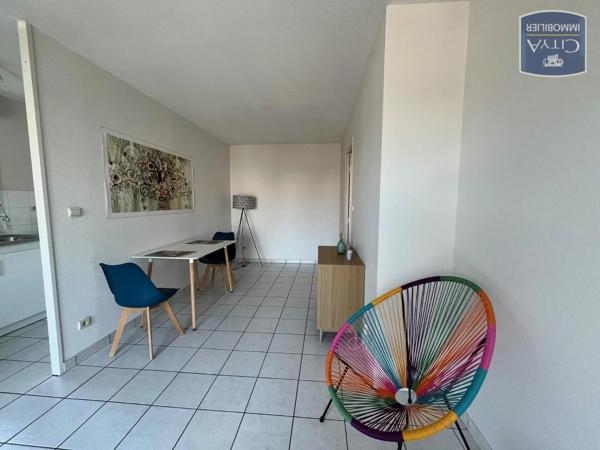 Appartement à louer 2 pièces 45.13m² Vierzon (18100)