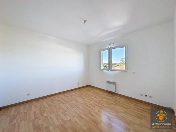 Location Maison 5 pièces 102 m2 à Sainte-Eulalie-en-Born