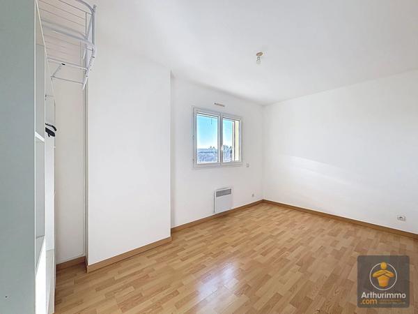 Location Maison 5 pièces 102 m2 à Sainte-Eulalie-en-Born