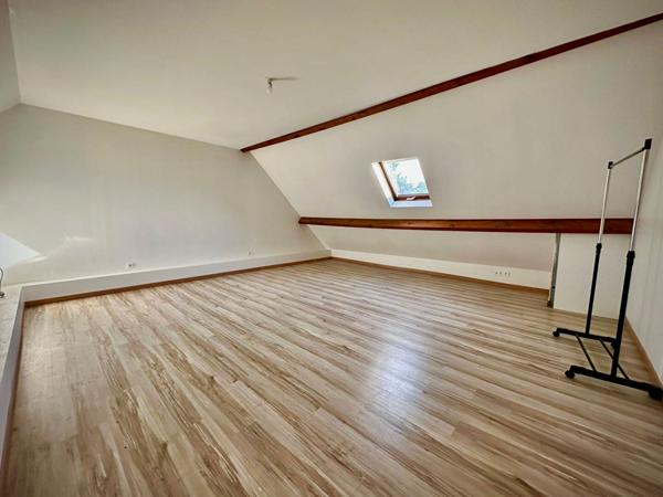 Maison Nogent Sur Eure 7 pièces 230m²