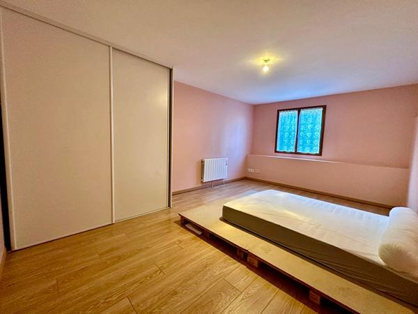 Maison Nogent Sur Eure 7 pièces 230m²