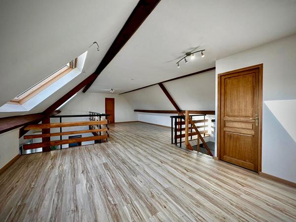 Maison Nogent Sur Eure 7 pièces 230m²