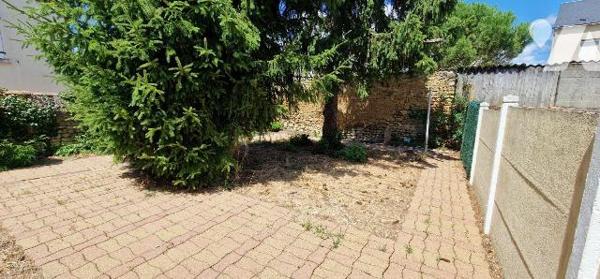 Maison à Vendre à Thouars (79100), à proximité du centre ville et des écoles,