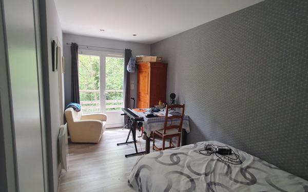 Maison à vendre    5 pièces •  Lablachère