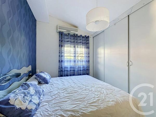 Maison à vendre  4 pièces - 131 m 2   GRIGNY  - 69