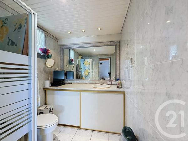 Maison à vendre  4 pièces - 131 m 2   GRIGNY  - 69