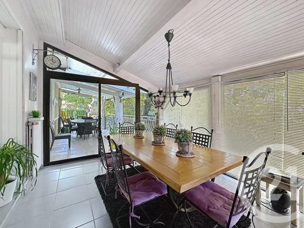 Maison à vendre  4 pièces - 131 m 2   GRIGNY  - 69