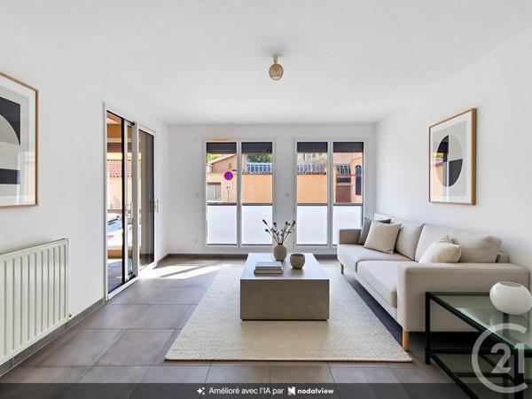 Appartement F3 à vendre  3 pièces - 54,80 m 2   LYON  - 69005