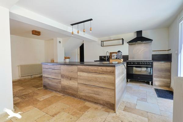 Maison à vendre 244 950 € Bergerac 5 p 132 m² DPE D