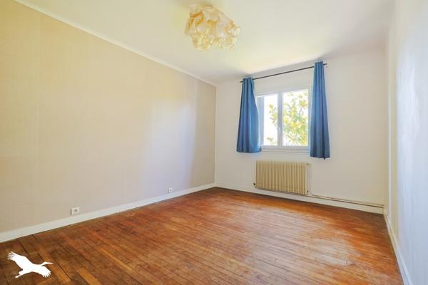 Maison à vendre 244 950 € Bergerac 5 p 132 m² DPE D