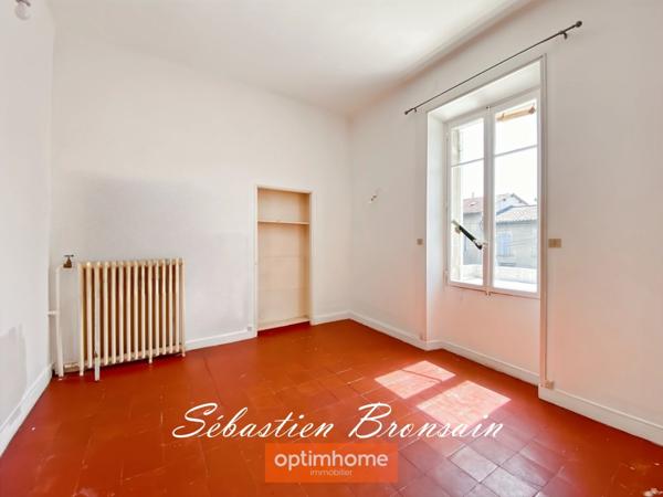 Charmante maison de ville avec jardin — Carpentras centre