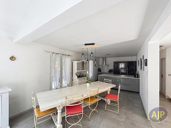 Vente maison Saint Andre De Cubzac : 443 100 € - AJP Immobilier Saint Andre de Cubzac