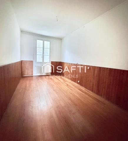 A VAILLY S/AISNE 02, MAISON DE 180 M2 AVEC CAVE ET GARAGE, SUR SON TERRAIN CLOS DE 685 M2.