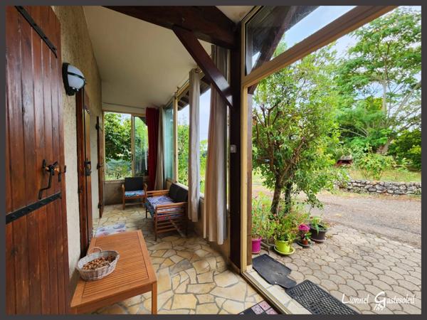 Maison à vendre de plain pieds 2/3 chambres sur la communes de Vélines en Dordogne (24)
