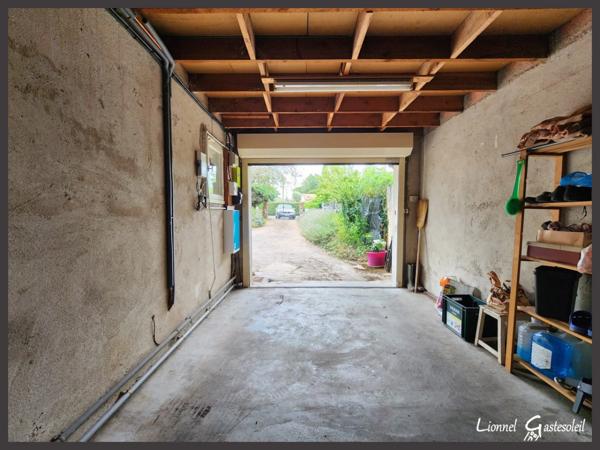 Maison à vendre de plain pieds 2/3 chambres sur la communes de Vélines en Dordogne (24)